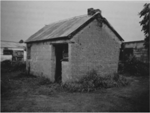 lagmhor mud brick cottage